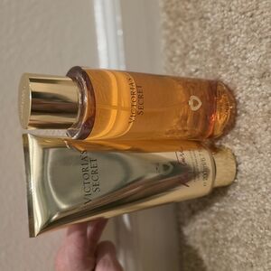Victoria's Secret Gold and Orange Bath & Body Set